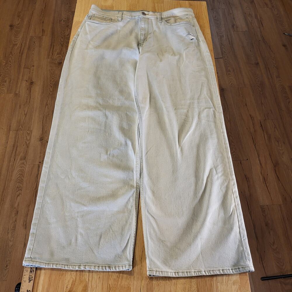 So Goods For Life High Rise Wide Leg Jeans Super Light Wash 17/33W - Picture 2 of 14
